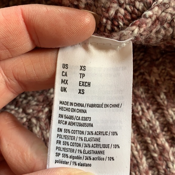 American Eagle Texture Cable Knit Boxy Cropped Sweater - Picture 5 of 6